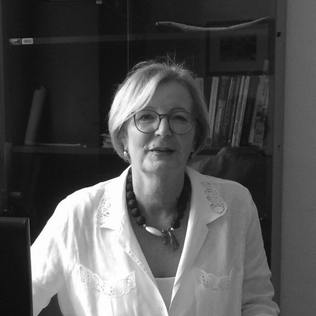 izv. prof. dr. sc. Nives Tomašević