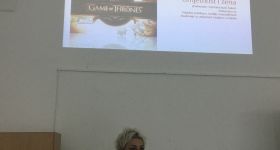 Igra prijestolja kao transglobalni medij - analiza ženskih likova prema Campbellovoj teoriji monomita